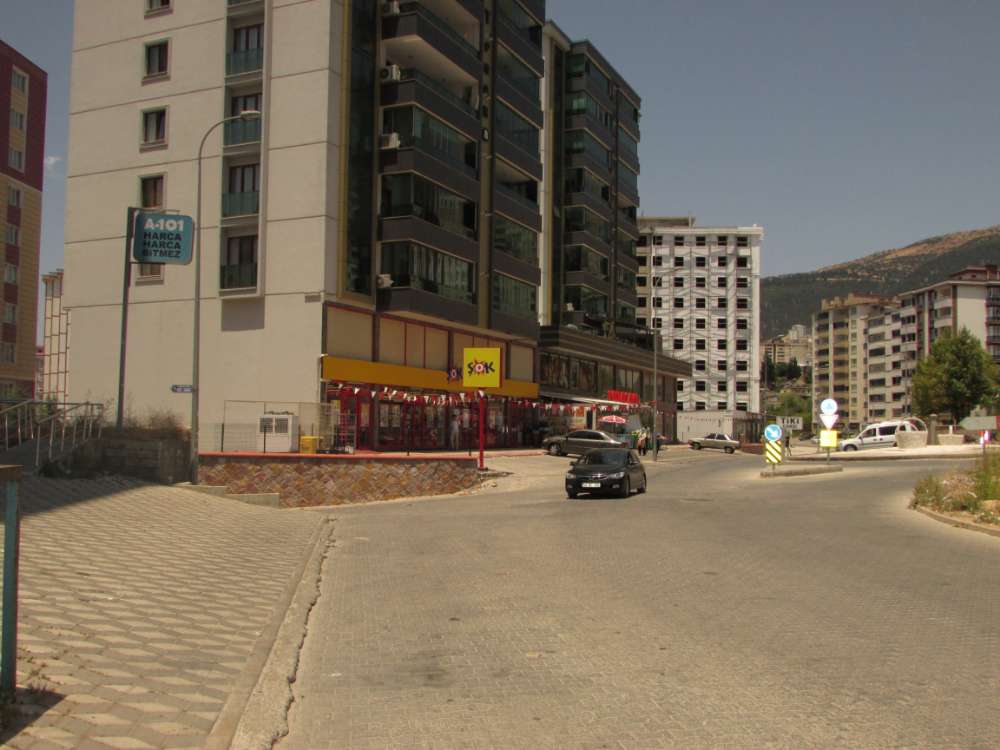 Doğru Fiyat DEVREN SATILIK HALI VE OTO YIKAMA YERİ